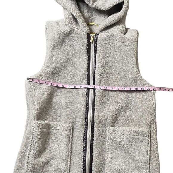 Sam Edelman Hooded Faux Shearling Midi Length in Beige Size Large - Picture 15 of 17